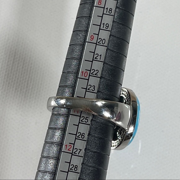 37. Silver Tone Natural Blue Faux Turquoise Ring - Picture 4 of 7
